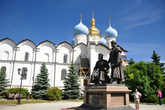 памятник зодчим казанского Кремля