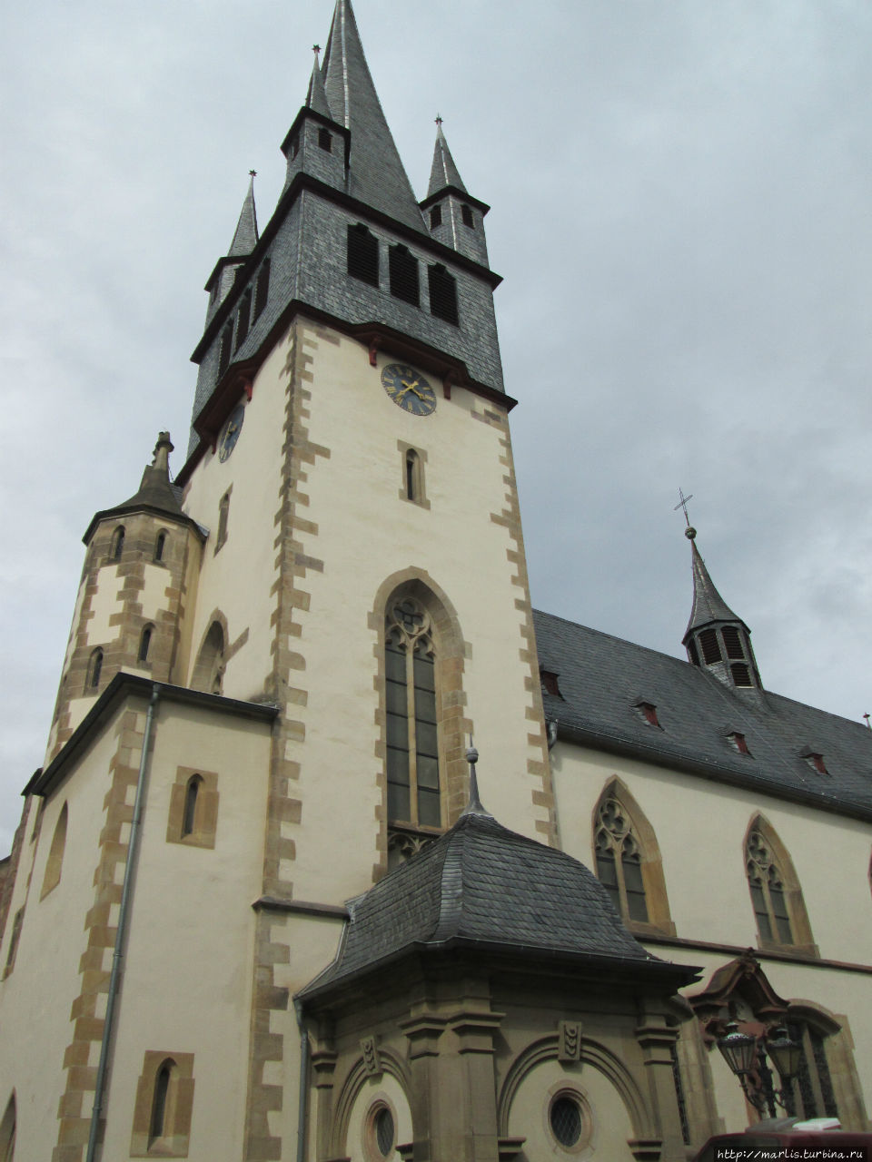 Церковь Св. Николая (1250г.), часть монастыря кармелитов. Бад-Кройцнах, Германия