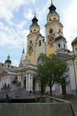 Собор св.Михаила — главная церковь города