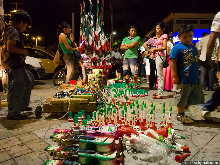 Празднование дня независимости Мексики в Канкуне Канкун, Мексика