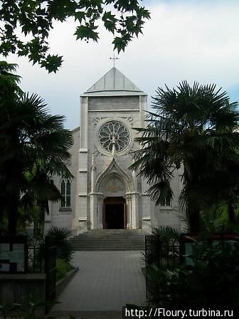 Армянская церковь Ялта, Россия