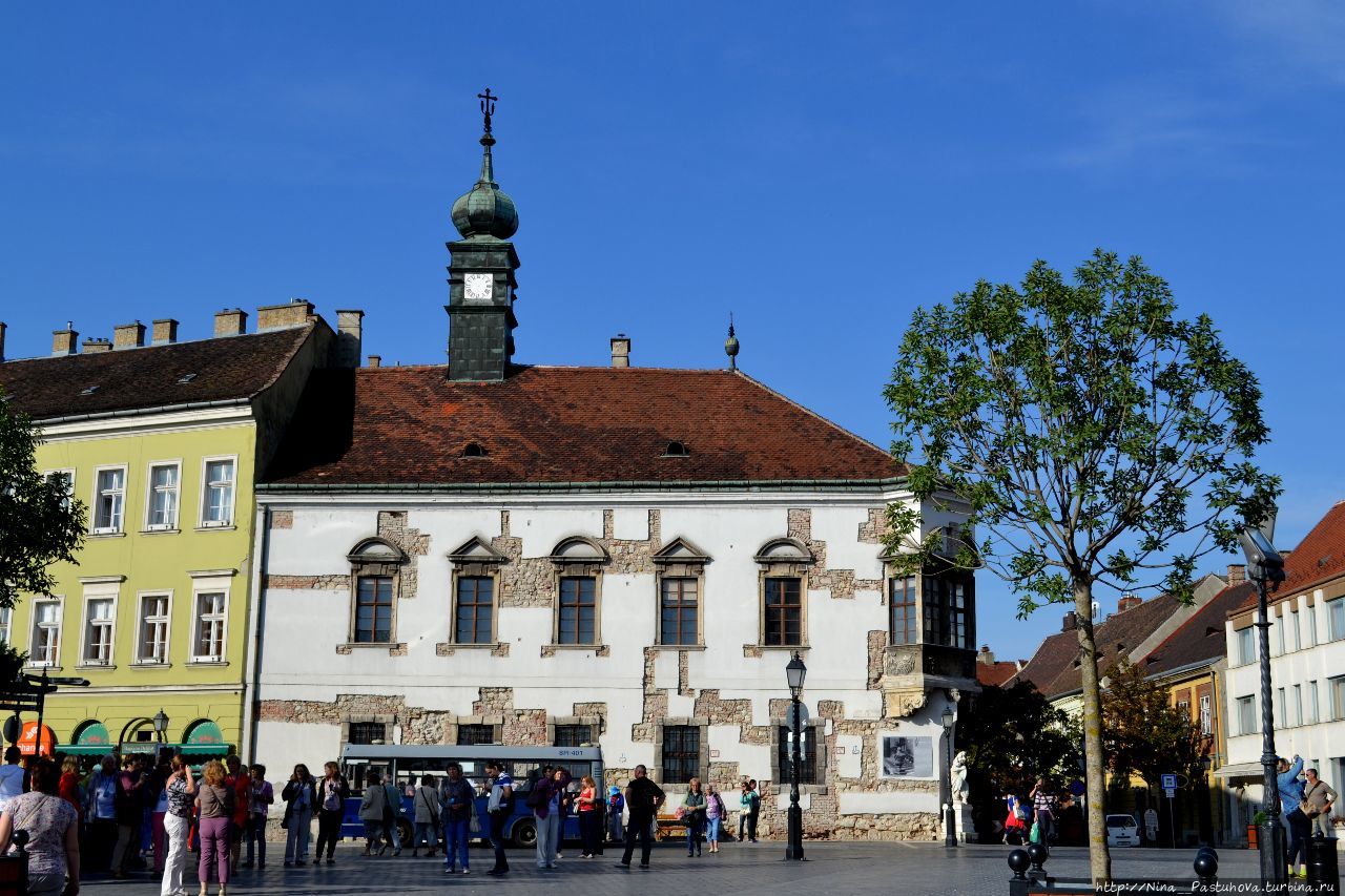 На Будайском холме. Город в городе Будапешт, Венгрия На Будайском холме. Город в городе Будапешт, Венгрия