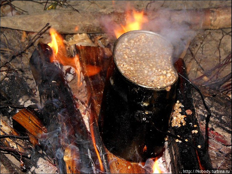 Готовим гречку с бурятской тушёнкой... Нижнеангарск, Россия