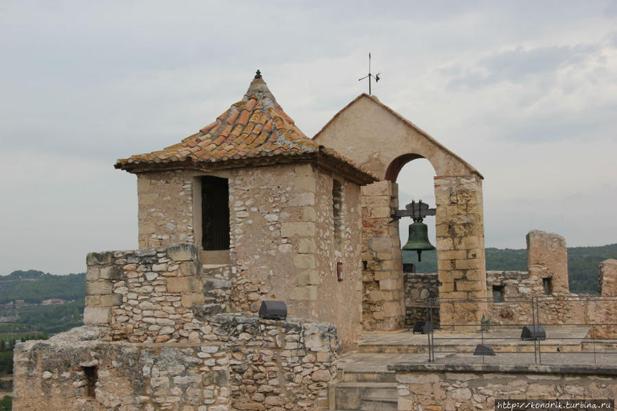 Замок Del Castell De La Santa Creu
