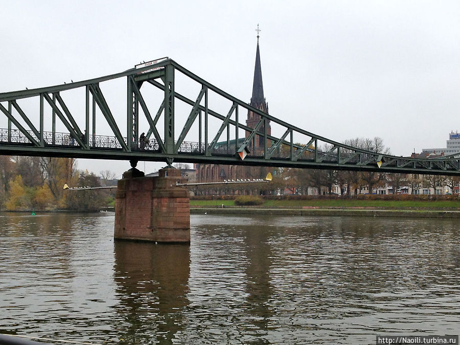 Пешеходный мост Франкфурт-на-Майне, Германия