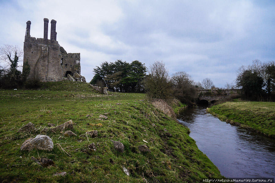 Два замка Талламор, Ирландия