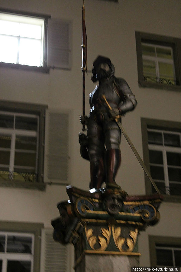 Фонтан Знаменосец Фонтан Знаменосец