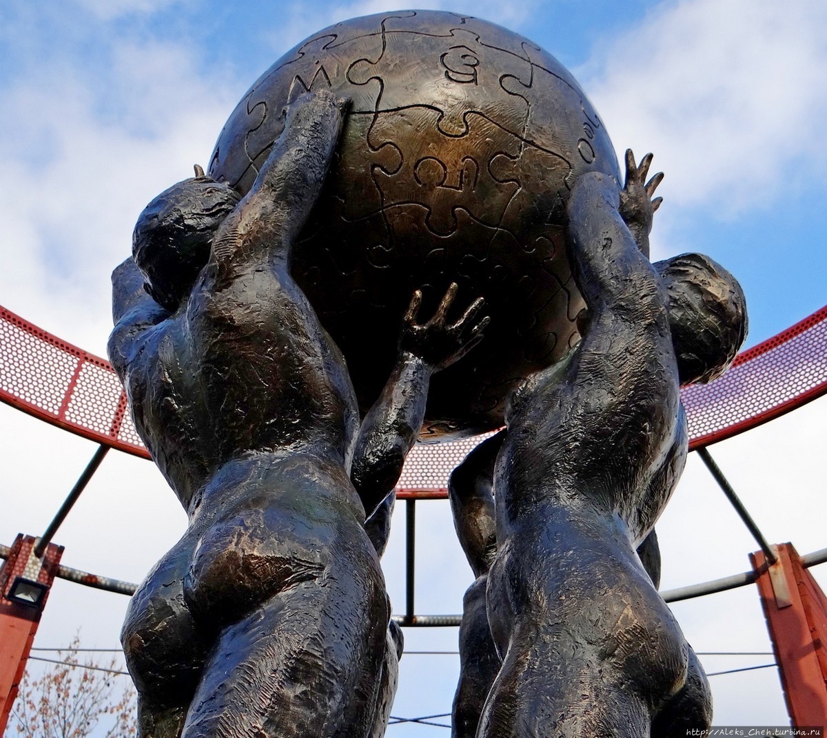 Первый в мире памятник Википедии Слубице, Польша