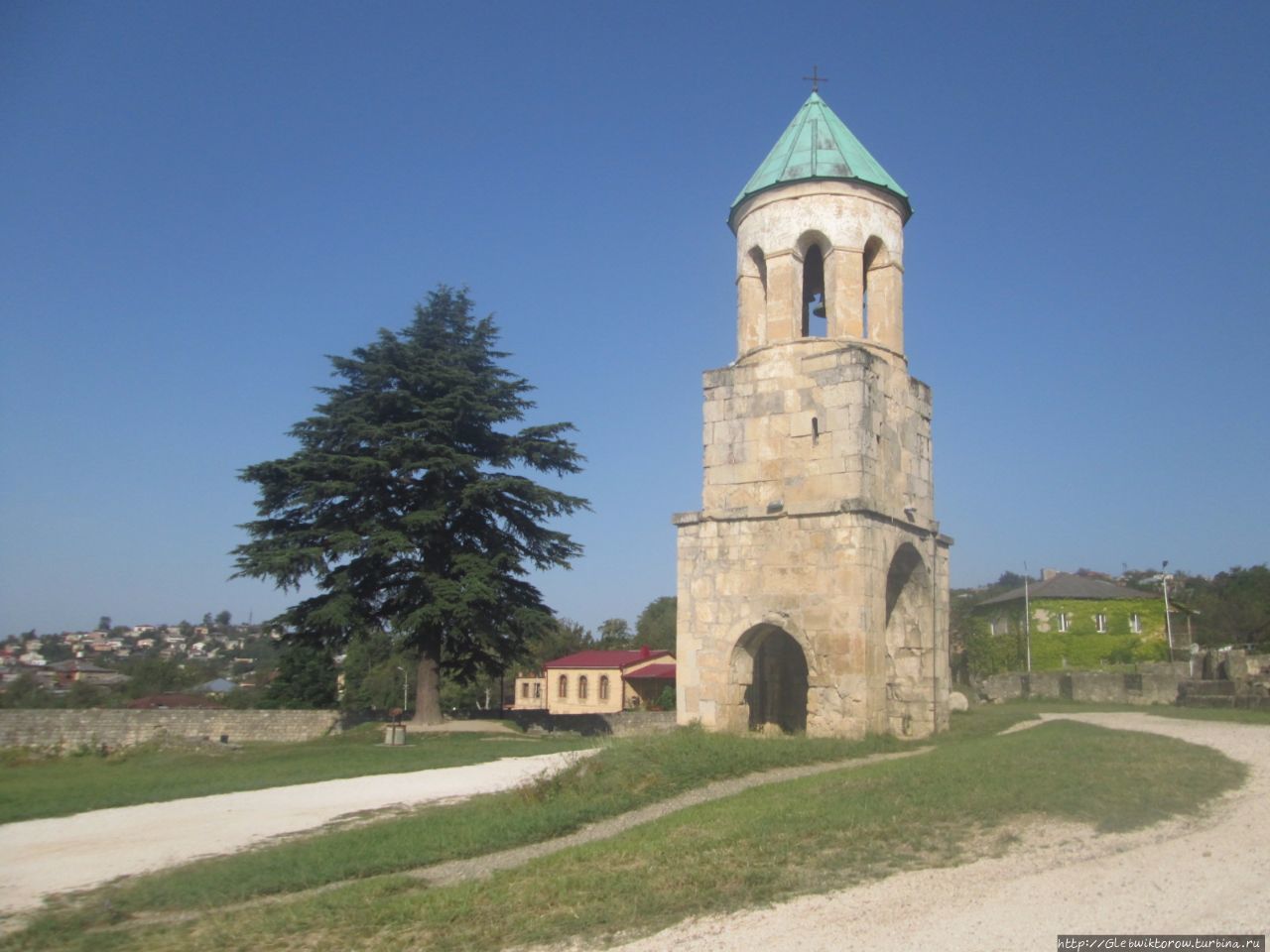 Посещение объекта ЮНЕСКО №710 — Храм Баграта Кутаиси, Грузия