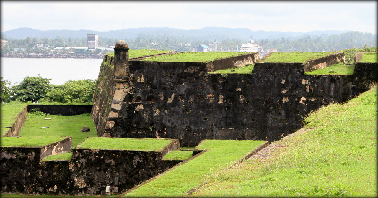 Самая большая крепость в Азии, построенная европейцами