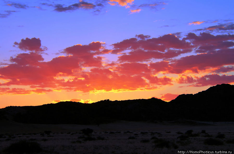 Восход в Соссусфлее Парк Намиб-Науклуфт, Намибия