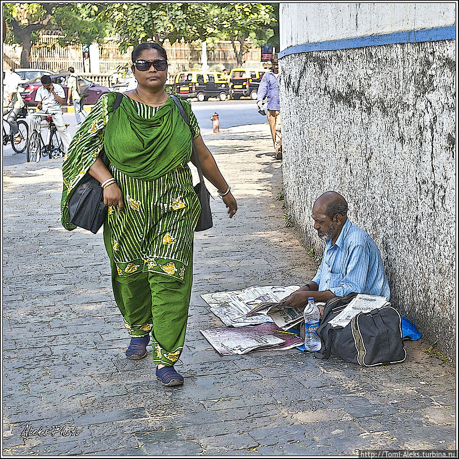 Каждый занят своим делом...
* Мумбаи, Индия