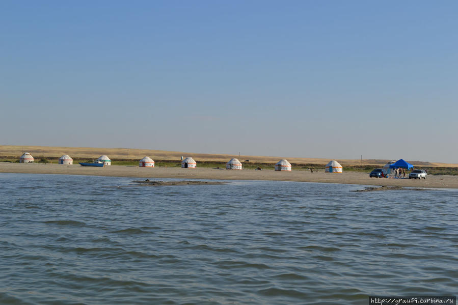 Едем к степной жемчужине — озеру Челкар Озеро Шалкар, Казахстан