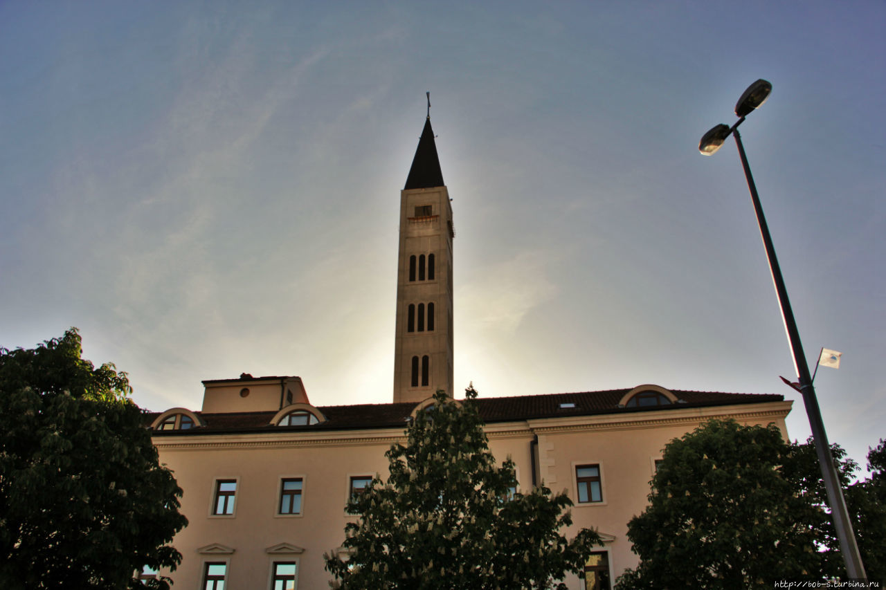 Францисканский костел. Самая высокая колокольня в БиГ Мостар, Босния и Герцеговина