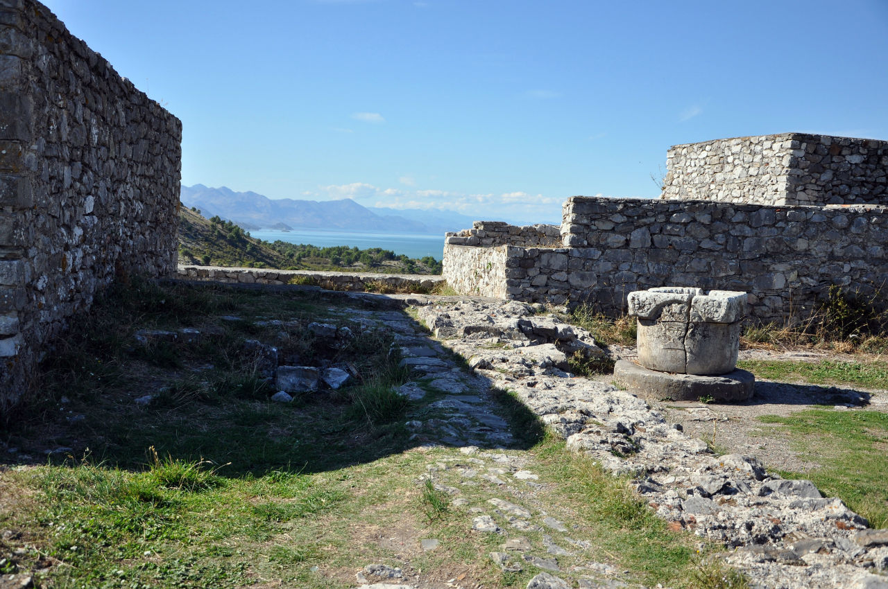 Дорогами Албании 4. Шкодер. Шкодер, Албания Дорогами Албании 4. Шкодер. Шкодер, Албания