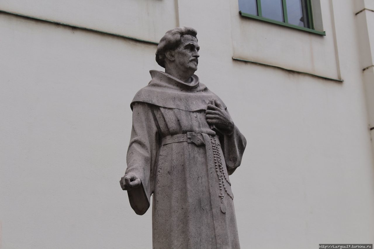 Памятник Абрахаму а Санта Клара в Вене перед Бурггартеном со стороны Альбертины Вальдзассен, Германия