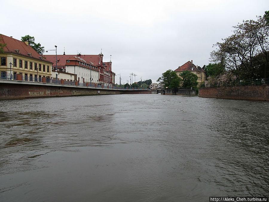 Вроцлав: плавание в нелетную погоду Вроцлав, Польша