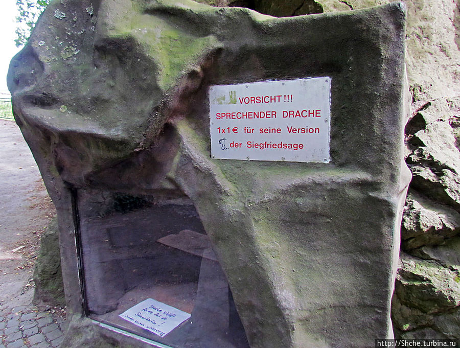 А это переведите, знающие немецкий... Видимо немцы не расситывают на 1 евро от нас, раз не продублировали текст хотя бы на английском:) А это переведите, знающие немецкий... Видимо немцы не расситывают на 1 евро от нас, раз не продублировали текст хотя бы на английском:)