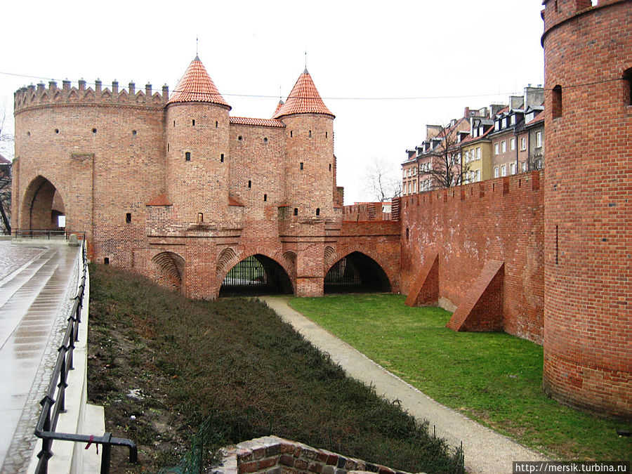 Барбакан Варшава, Польша