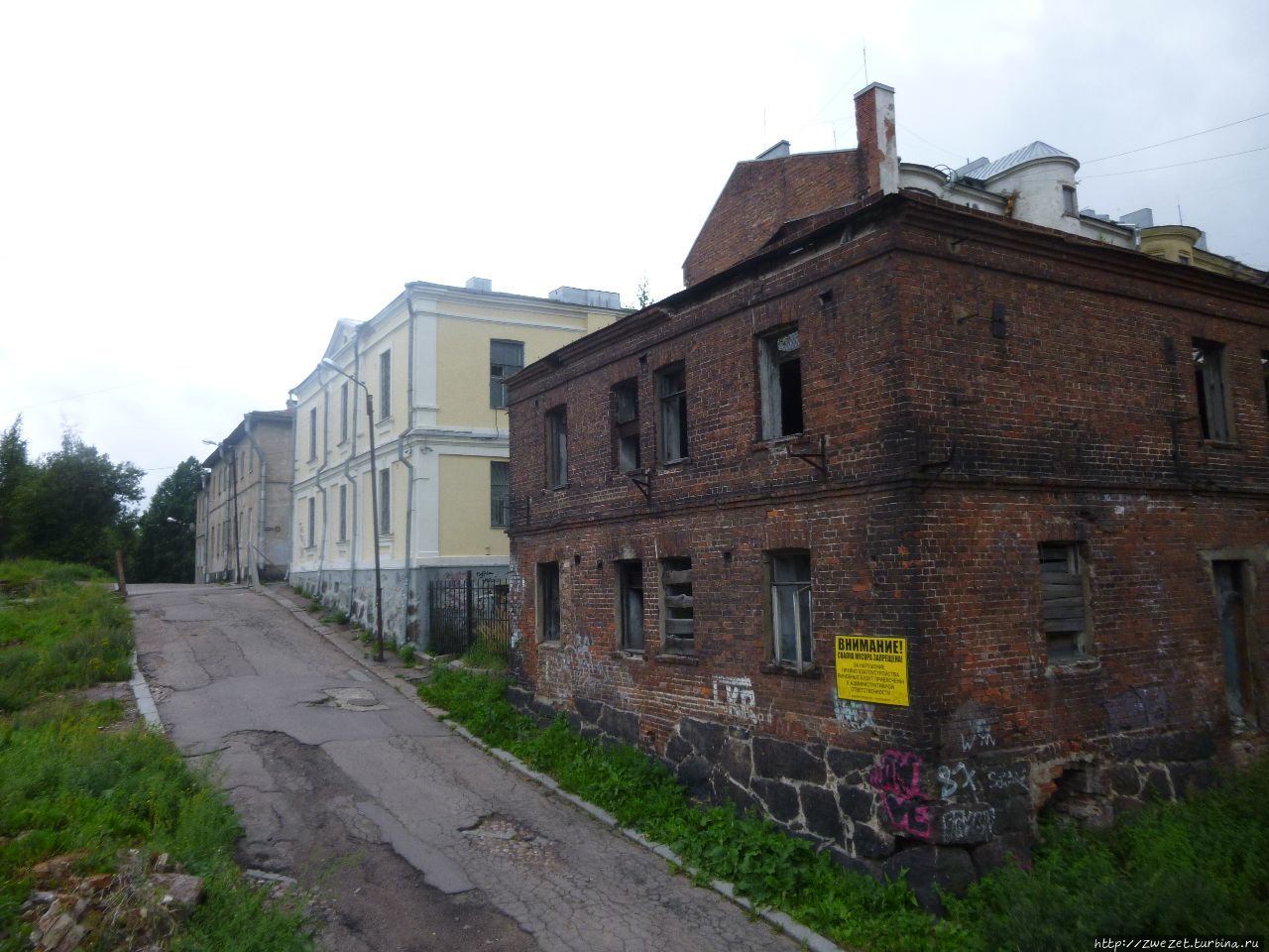 По руинам и по крышам Выборг, Россия