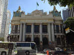 Национальный театр в Рио-де-Жанейро.