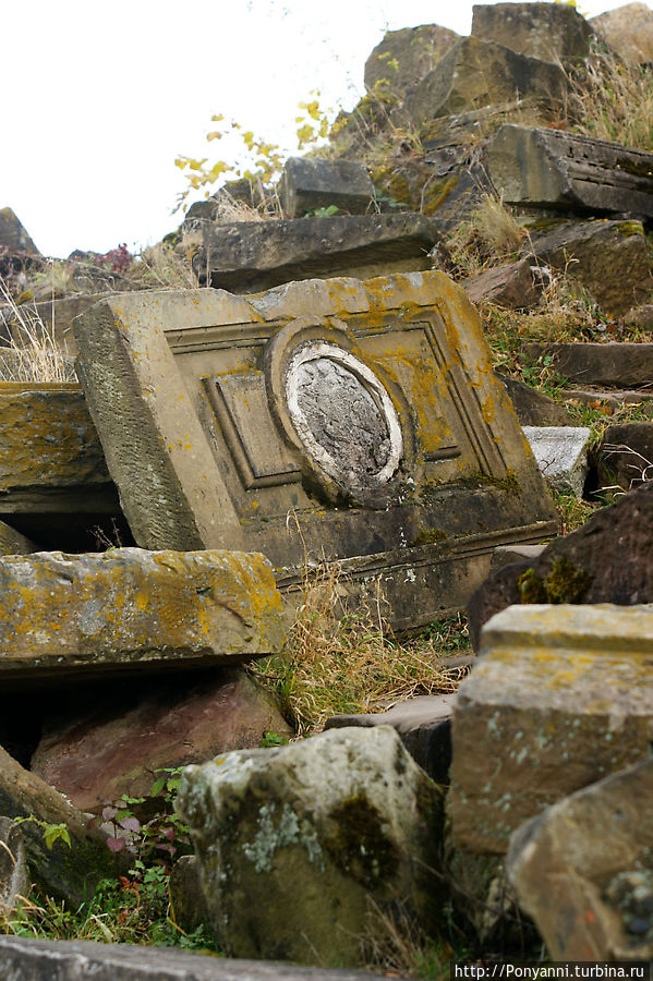Обломки штутгартских зданий Обломки штутгартских зданий