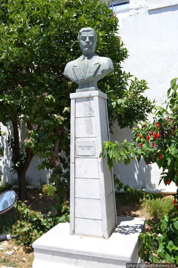 Памятник Гиоргосу Генниматосу