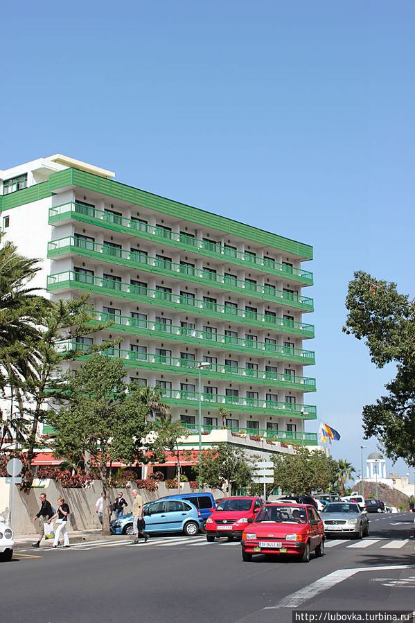 В Пуэрто де ла Крусе приличный выбор отелей и апартаментов на любой кошелек. Пуэрто-де-ла-Крус, остров Тенерифе, Испания