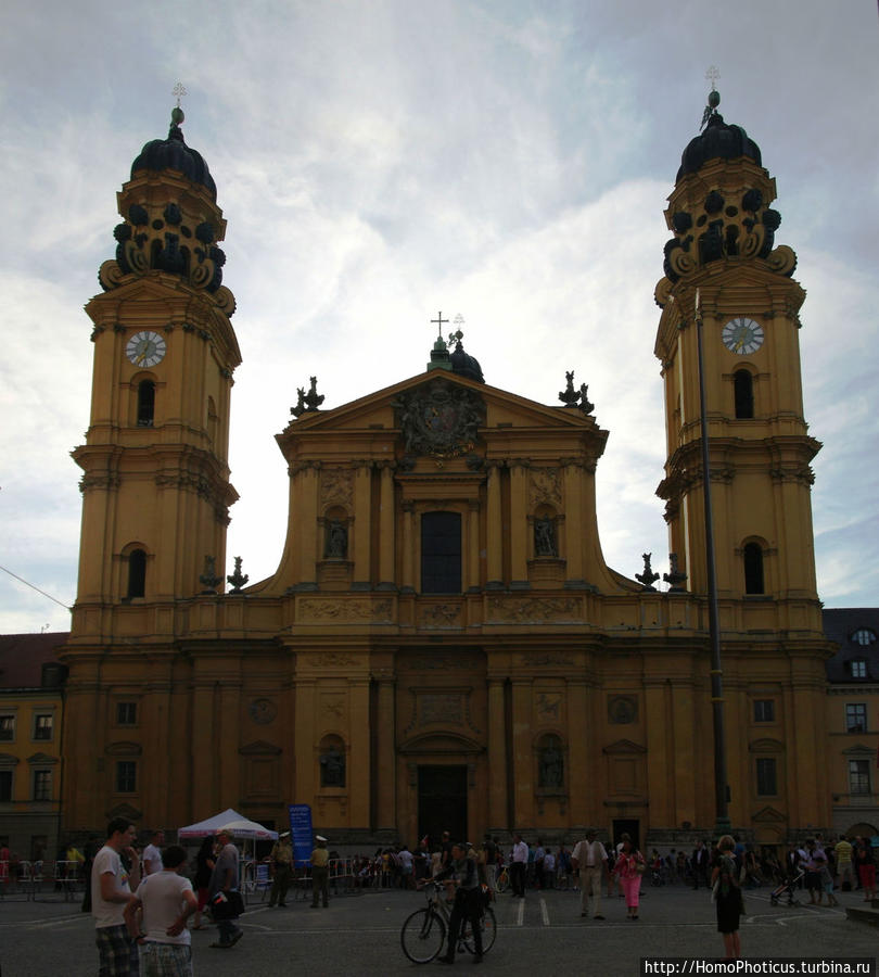 Церковь святого Каетана Мюнхен, Германия