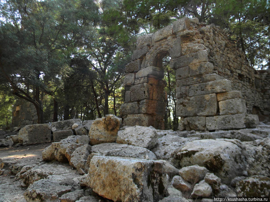 Фаселис — искупаться в античности Фаселис, Турция