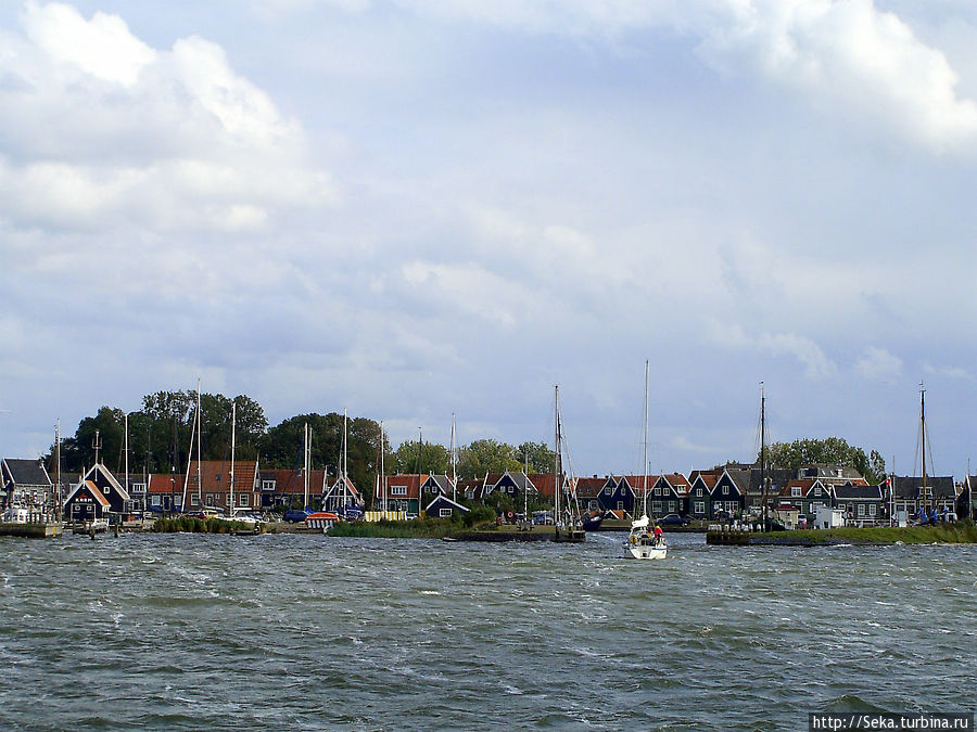 Маркен с воды Остров Маркен, Нидерланды