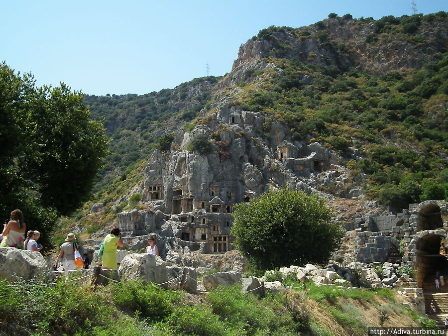 Скальные ликийские гробницы г. Мира Турция