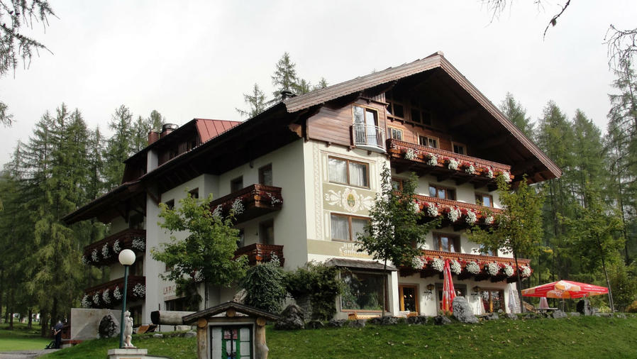 Типичная гостиница здесь Рамзау-ам-Дахштайн, Австрия