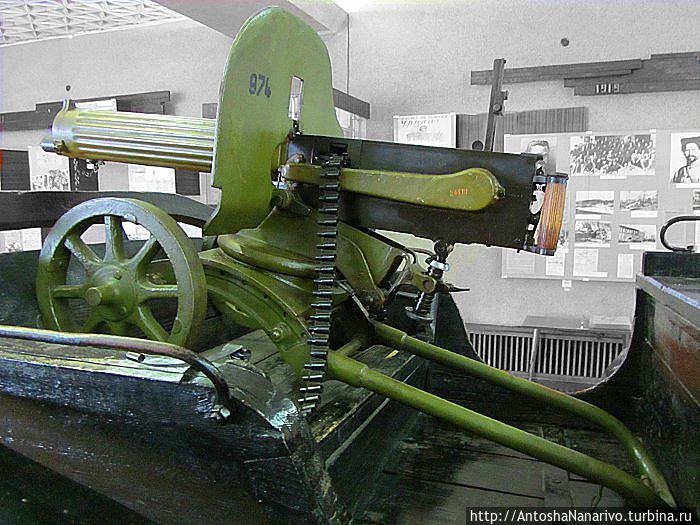 Чапаев и пустота Чебоксары, Россия Чапаев и пустота Чебоксары, Россия