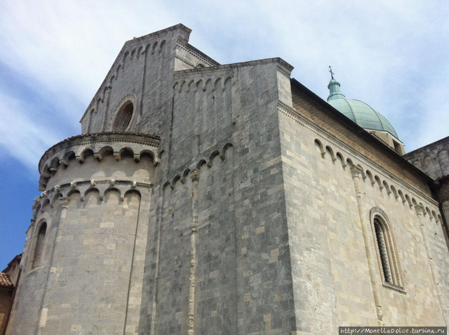 Анкона-Кафедральный Собор Сан Чириако — 2014 Анкона, Италия