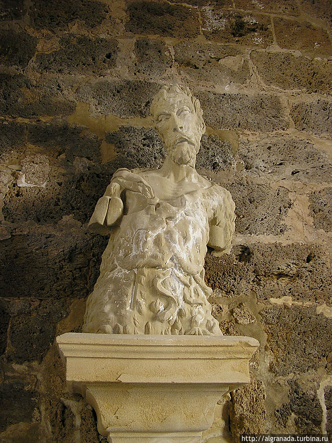 Замок де ла Иедра в Касорле. Хаэн, Испания Замок де ла Иедра в Касорле. Хаэн, Испания