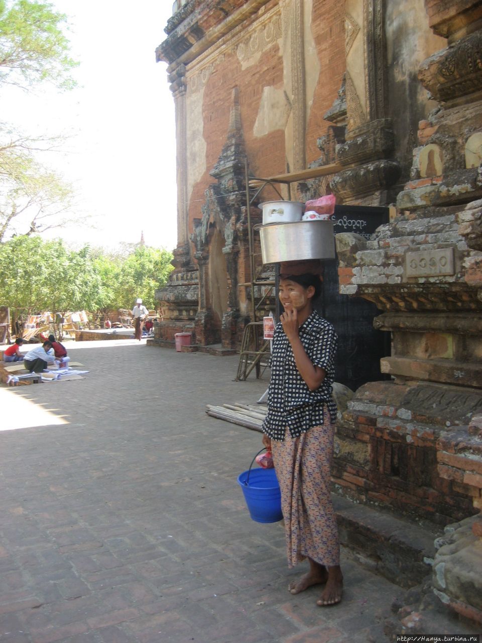 Храм Htilominlo Баган, Мьянма