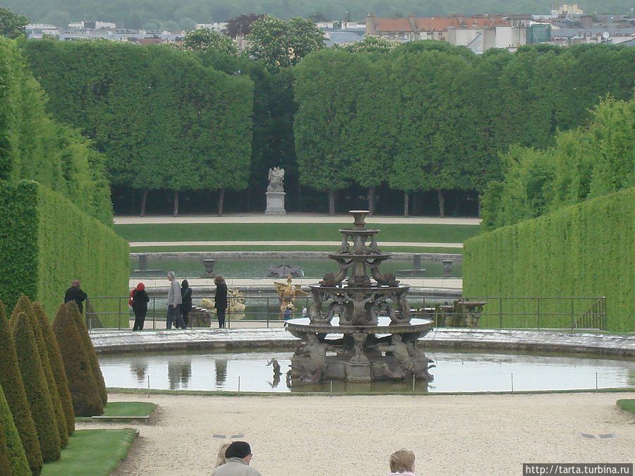 Фонтаны, к сожалению, не работали Версаль, Франция