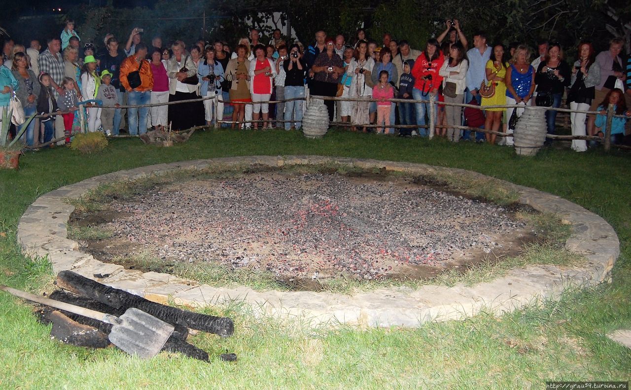 Любители плясок на углях нестинары нравятся ЮНЕСКО Оризаре, Болгария