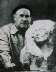 Фотография скульптора Лаврова Д.Г. из  газеты Хакасия. (Из Интернета)