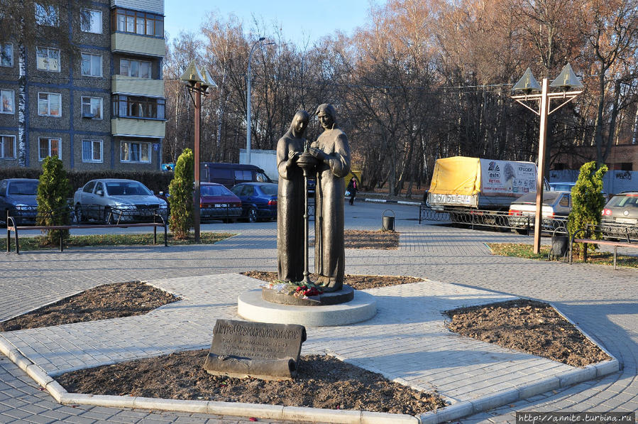 Памятник Петру и Февронии Муромским Подольск, Россия