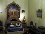 Одна из царским комнат в псевдо-русском стиле.