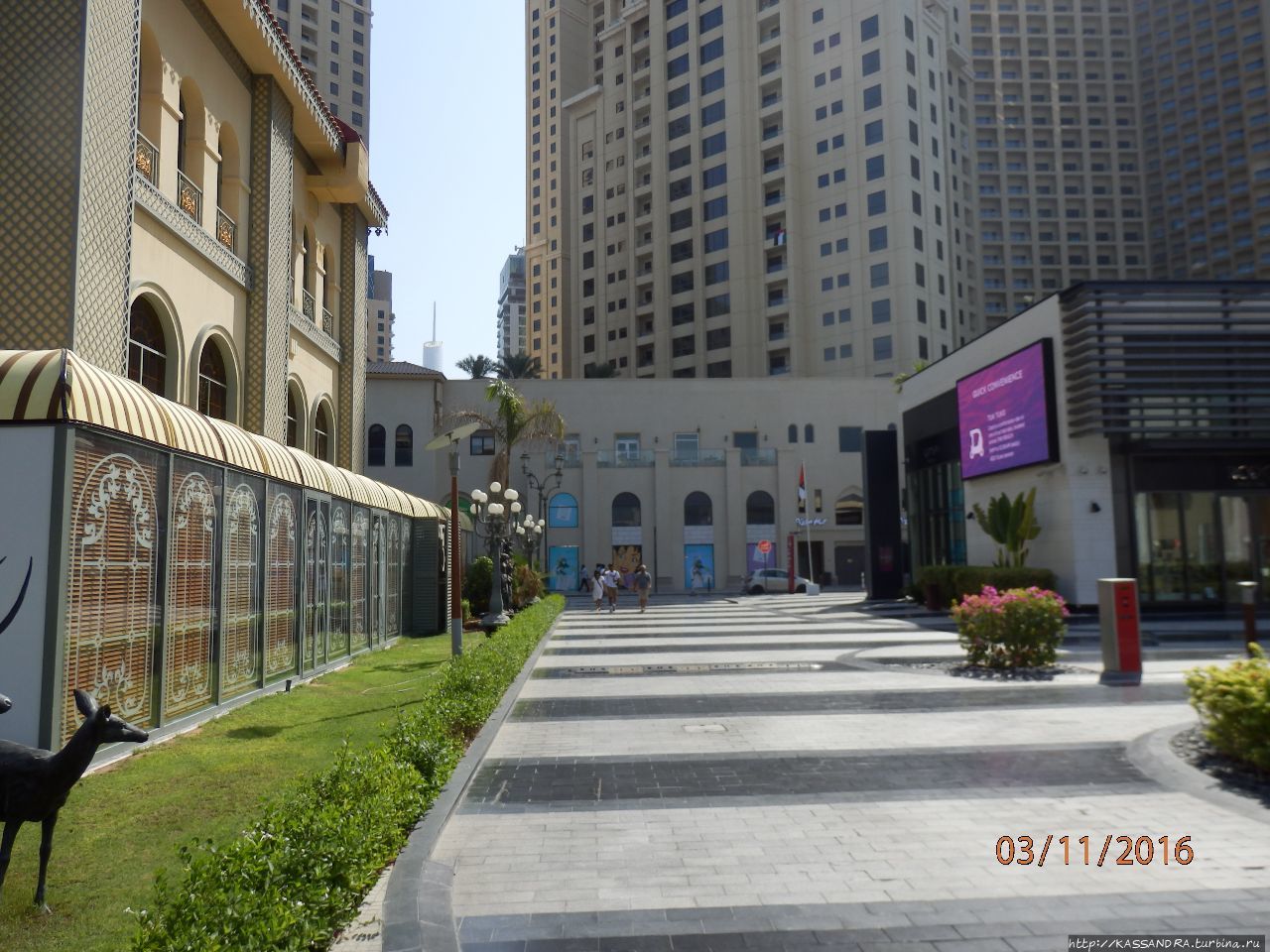 The Walk. Французский уголок  в Дубае Дубай, ОАЭ