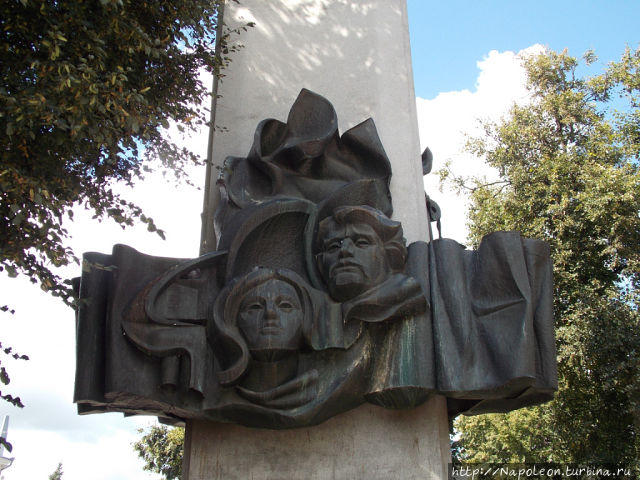 стела героям Сталинграда Ровно, Украина