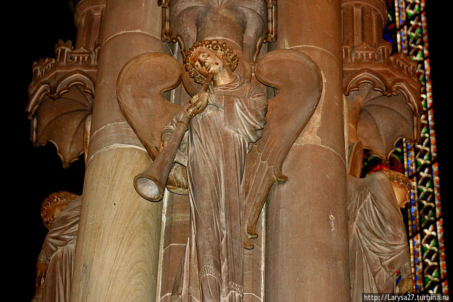 Деталь Колонны Ангелов Страсбург, Франция