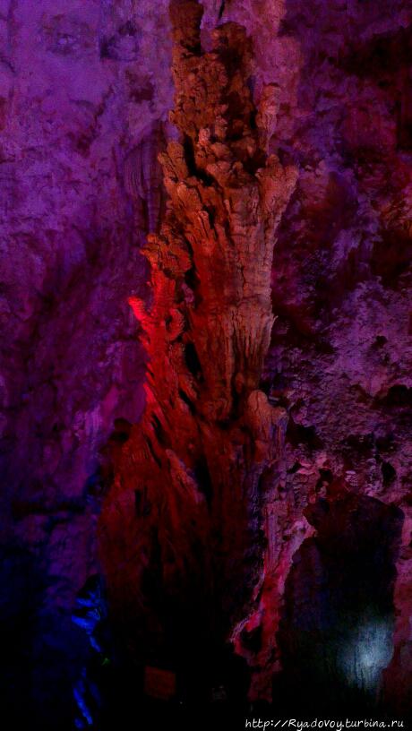 Пещера Crown Cave Гуйлинь, Китай