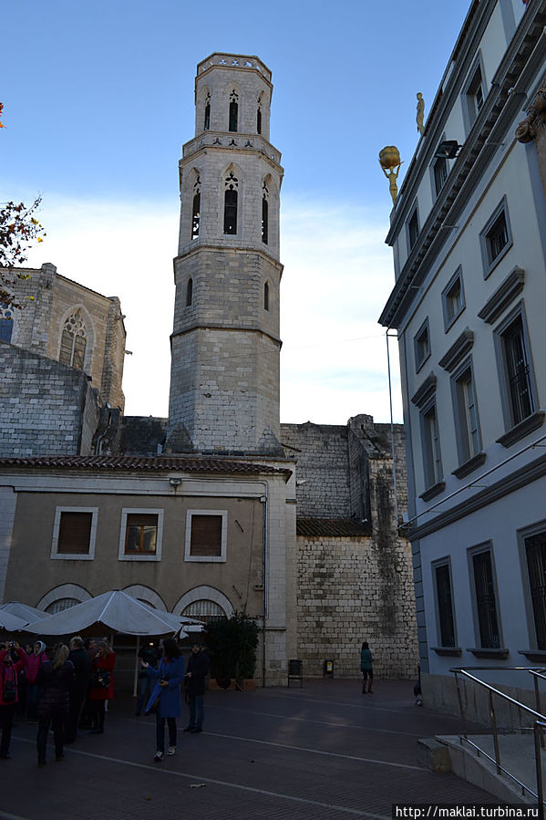 Церковь Святого Петра, в которой был крещён С.Дали. Церковь Святого Петра, в которой был крещён С.Дали.