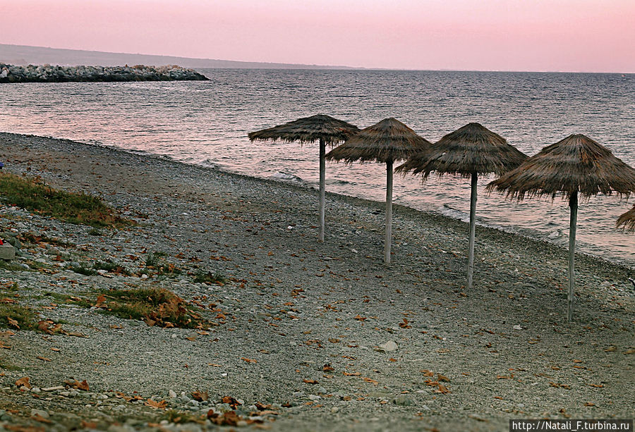 Пляж отеля Kronos в Платамонасе Центральная Македония, Греция