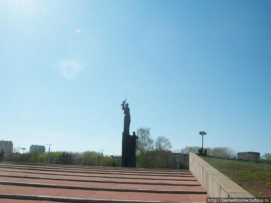 Монумент воинской и трудовой Славы Пенза, Россия