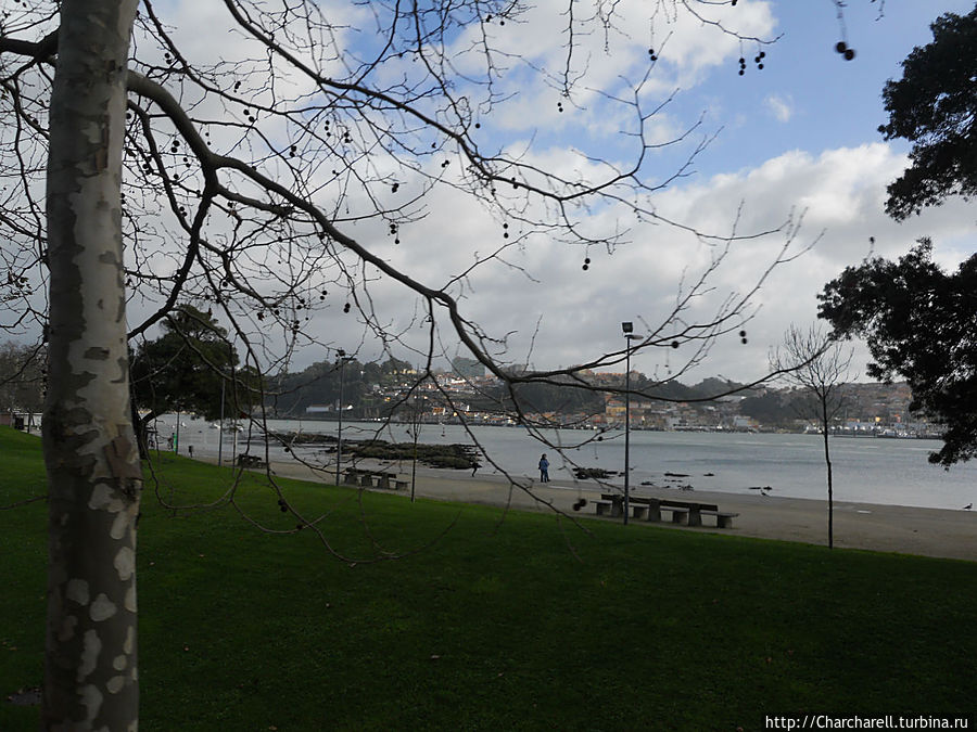 Прогулка по берегу океана Порту, Португалия Прогулка по берегу океана Порту, Португалия